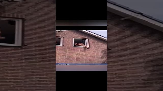 Для хорошего настроения
Вам видео позитивное дарю.
Сам с удовольствием смотрю!!!