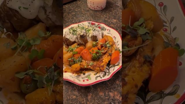 Sweet Lifers! Sun dried tomato chicken w/parsnips,🥕&🫒, potatoes stuffed! #SHORTS
