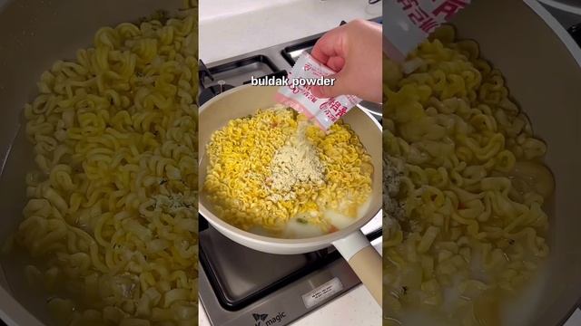 Real cheese carbonara buldak ramen combination! #buldakramen #buldaknoodles #buldak #cheeseramen