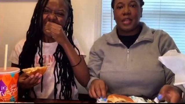 We tried the Popeye’s Cajun Flounder Fish Sandwich