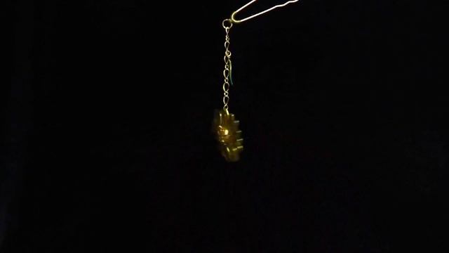 LLL-LenaLentaLepestok. Шпилька для волос ручной работы Аника; из ювелирной смолы.