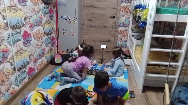 VID_20250108_022811.mp4