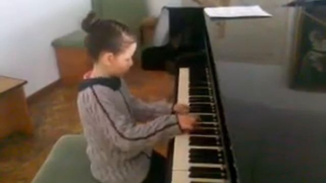 "Два клоуна" Коровицына, исполняет- Федорук Анна.