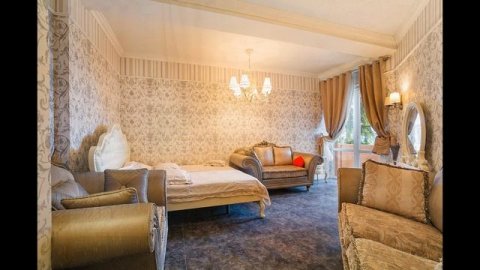 Гурзуф наб Пушкина 5б 90,3 метра (продажа)