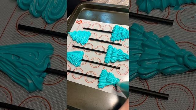 Ёлочки из меренги🎄 Christmas tree meringue