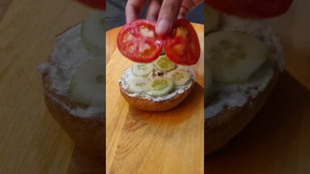 Easy Bagel Sandwich🥯 #sandwich #bread