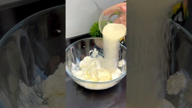Воздушные булочки с творогом  #булочки #булочкисначинкой #булочкистворогом