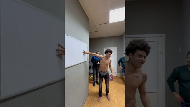 Родриго зажигает