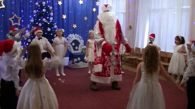 Добрый волшебник зимней планеты