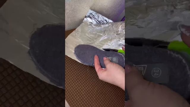 Зачем фольгу для запекания класть в ботинки 🥾