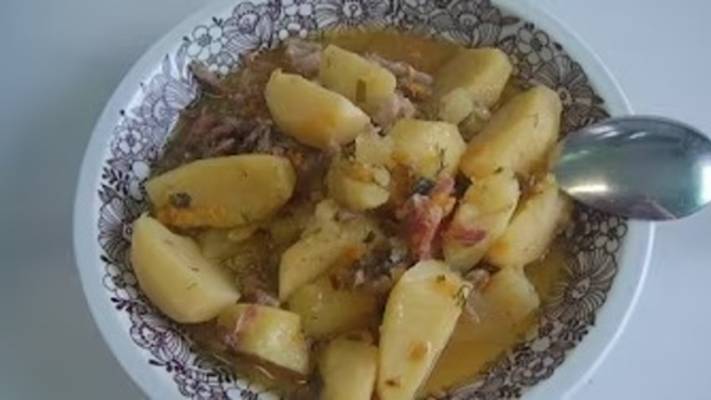 Картошка с тушёнкой