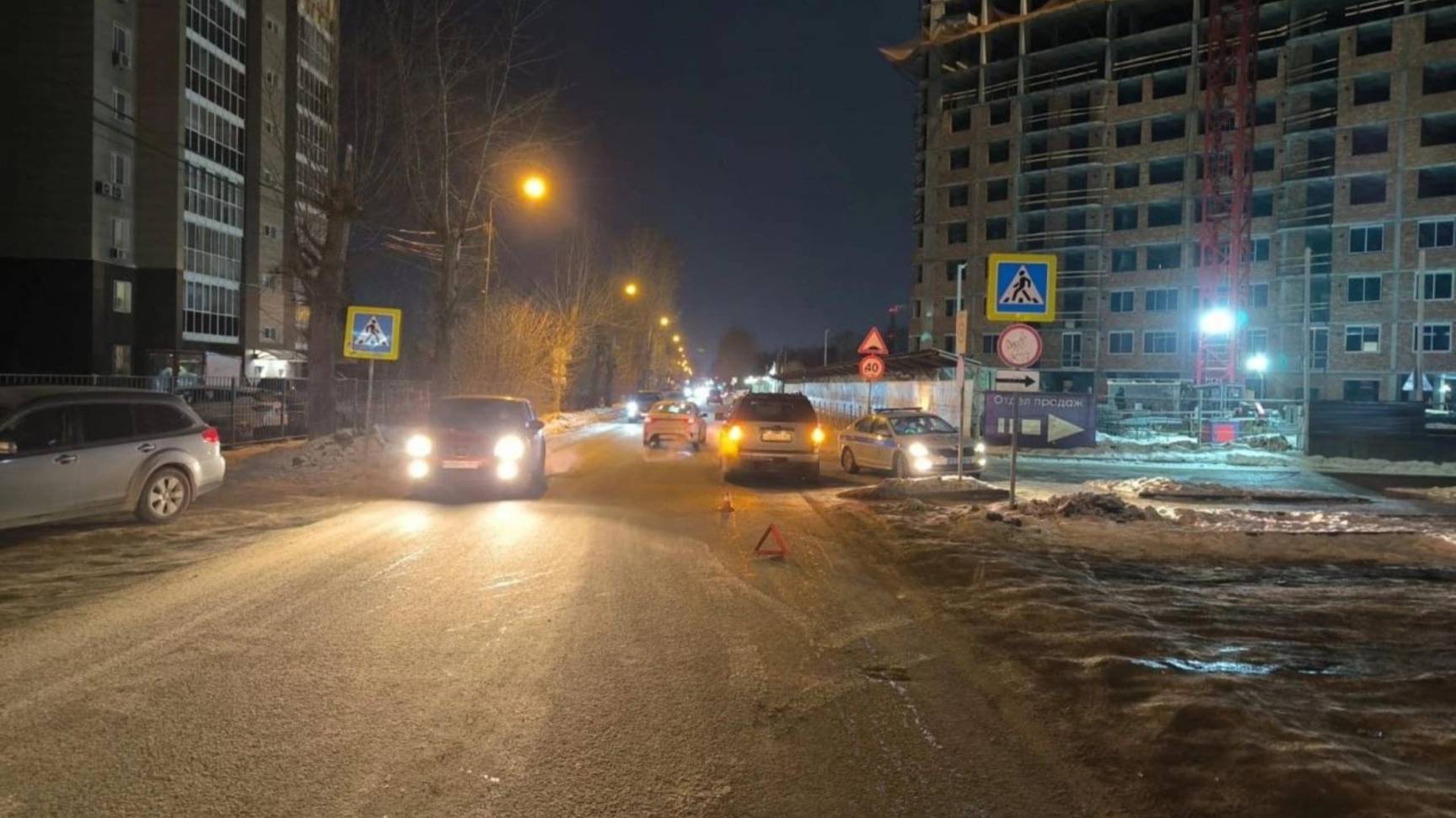 Водитель внедорожника не справился с управлением и сбил ребенка в Новосибирске