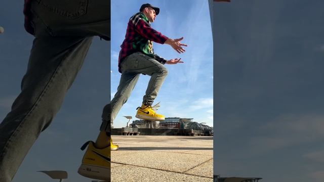 Очередная попытка снять этот танец🕺