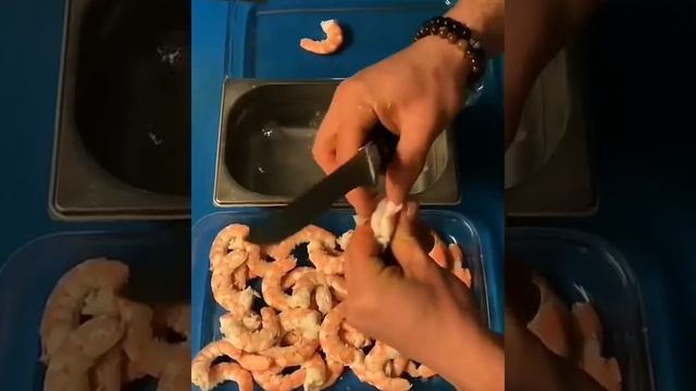 Креветки в лимонном соусе