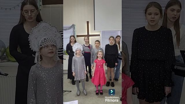 Посмотри вокруг 
христианская песня на Рождество