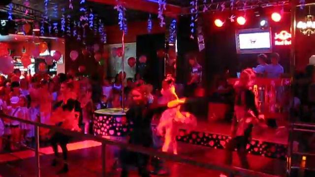День детей на "Зефире" в Горловке 2.avi