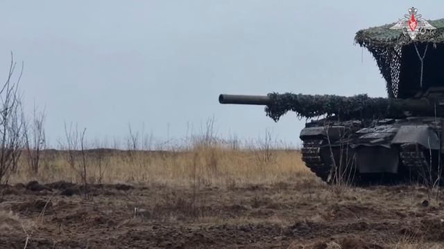 Боевая работа расчетов БПЛА и танкистов