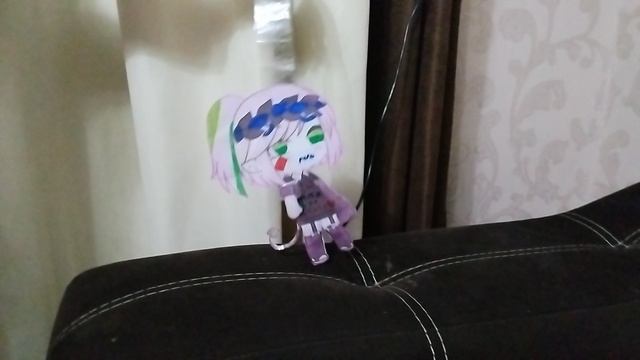 девочка вылезла из игры гача клуб (тренд из тик тока)