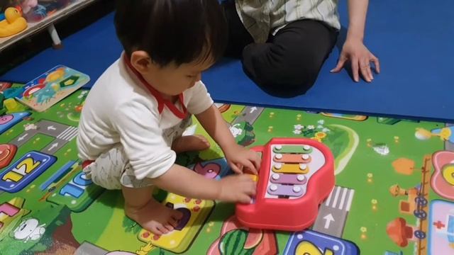 I TRIED To Teach PIANO To My Toddler | Can My 1 to 2 Year Old Learn Piano?