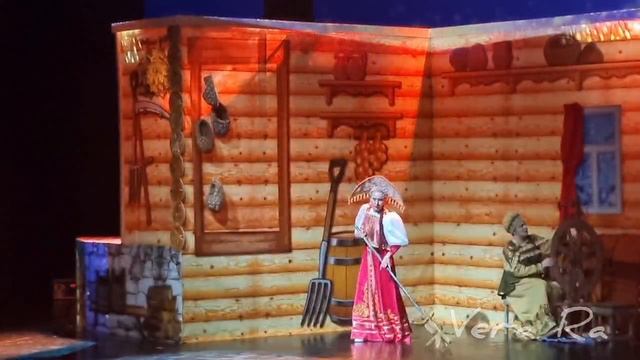 Новогоднее представление.