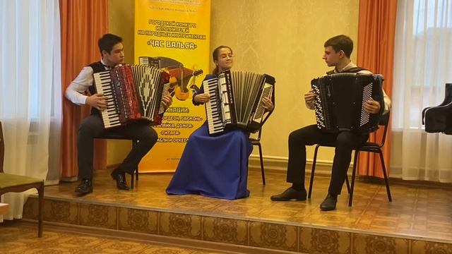 Воспоминание о старинном вальсе
