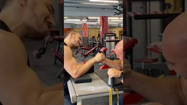 Читайте описание