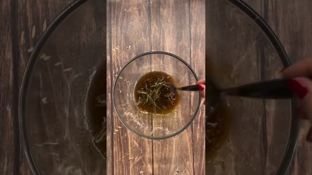 Новогоднее горячее блюдо из курицы с мандаринами. Больше новогодних рецептов: Телеграм «Мама двойни»