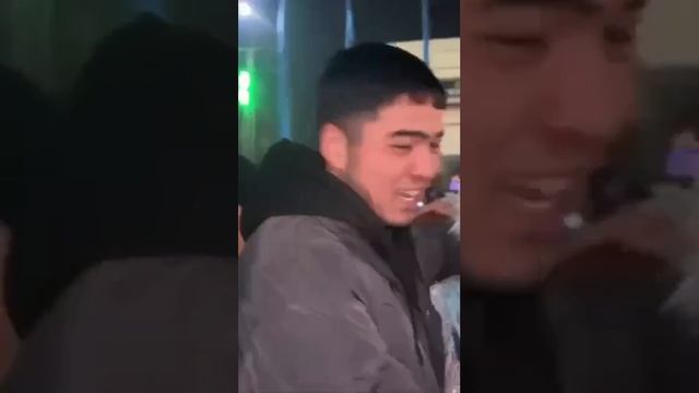 Ничего необычного, просто Снегурочка в Казахстане.