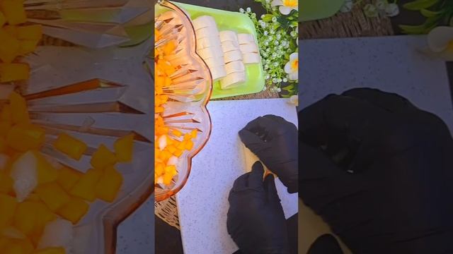 Такую самсу из готового слоеного теста полюбит каждый! #рецептыотвалерии #shorts#слоённаясамса#самс