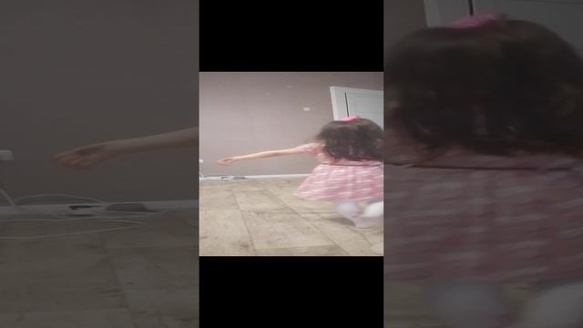 Савушка танцует.mp4