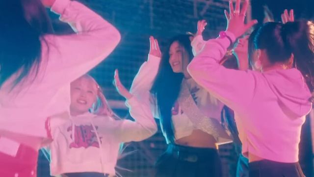 VID_20250108_221704_034.mp4