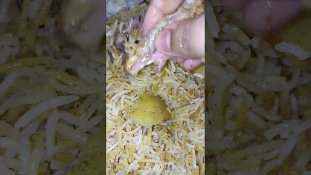 chicken Biryani #kolkata #streetfood #biryani #bengali #foodie #biryanilovers #shorts