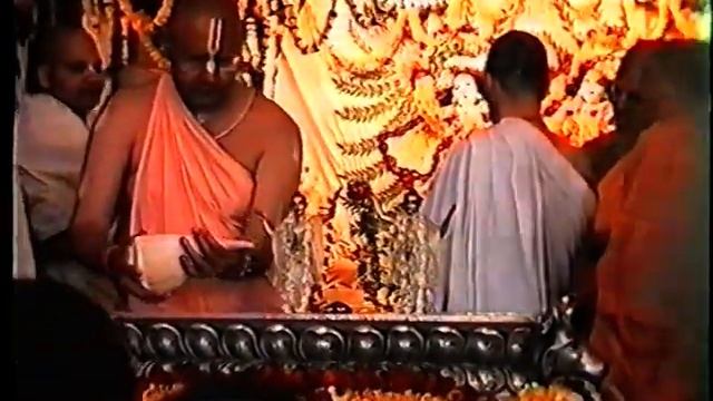 1995 ГаураПурнима Abhisheka Dhanurdhara s, Aindra, MG 2 9 mpeg 10 Mb