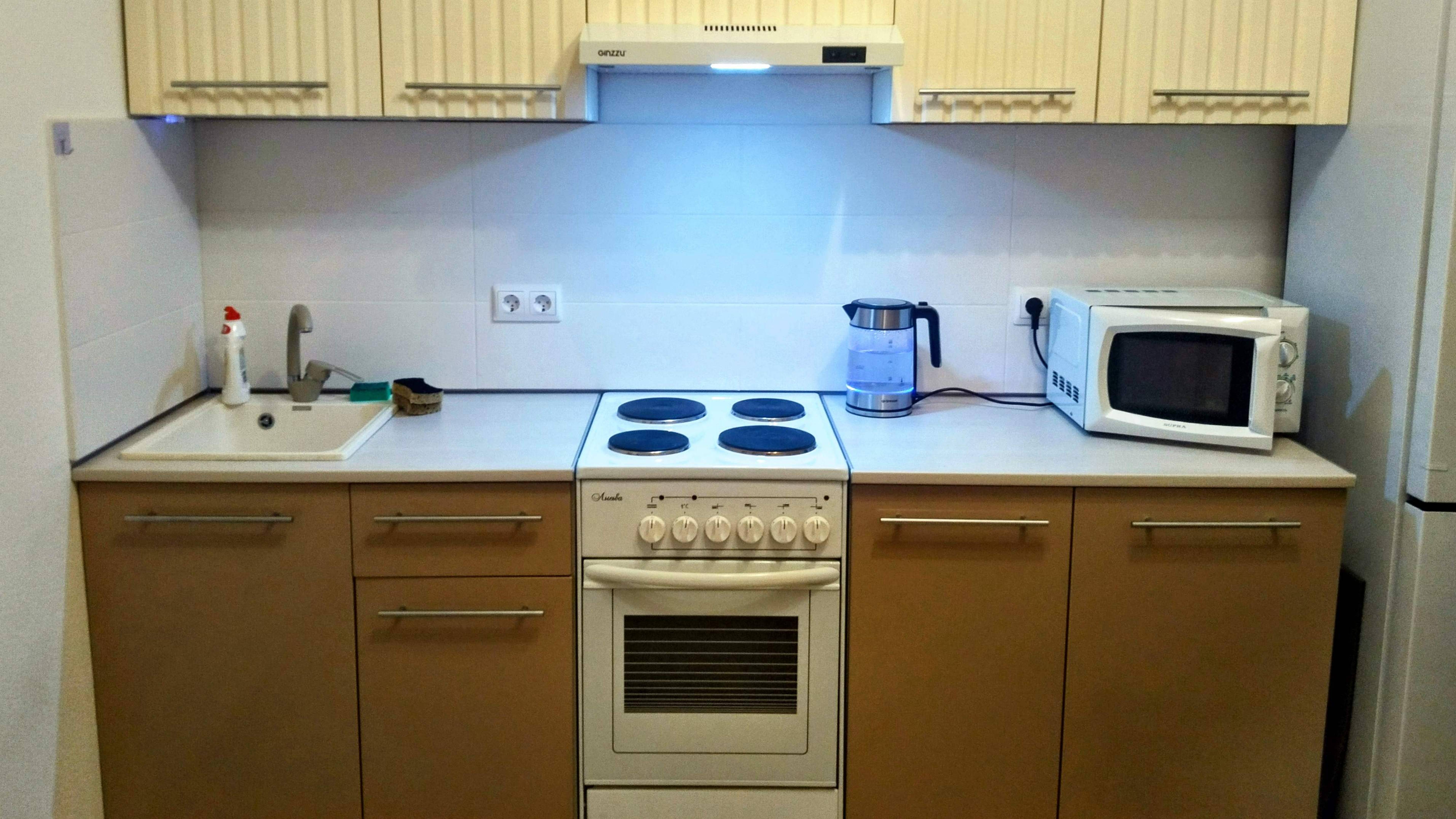 Собрал квартиру за три дня)