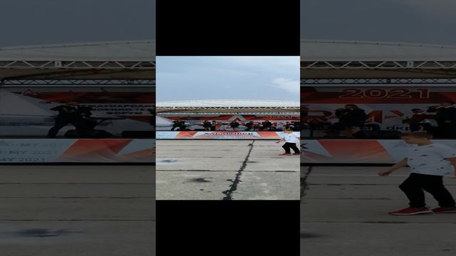 VID_20210827_130117.mp4