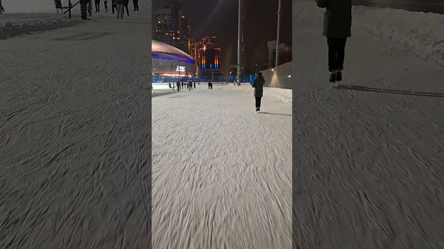 Каток "Динамо", последний день праздников #екатеринбург #динамо