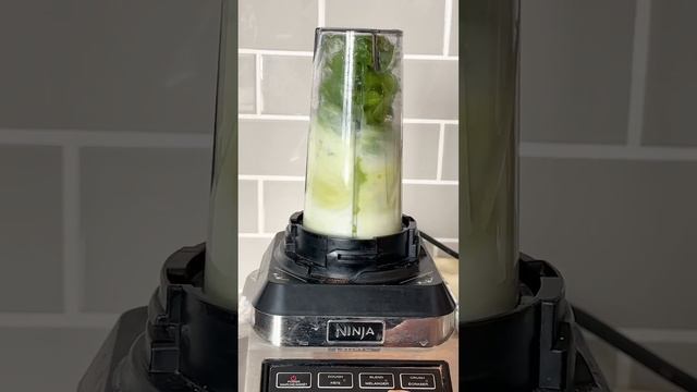 Creamy avocado cilantro dressing recipe #easyrecipe #shortsvideo #shorts