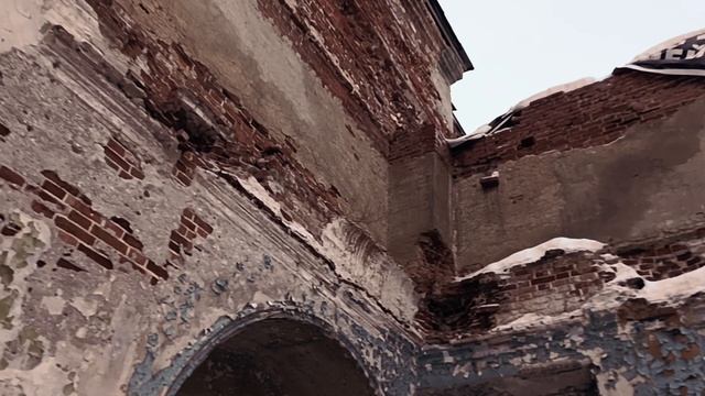 заброшенная церковь в Суксуне