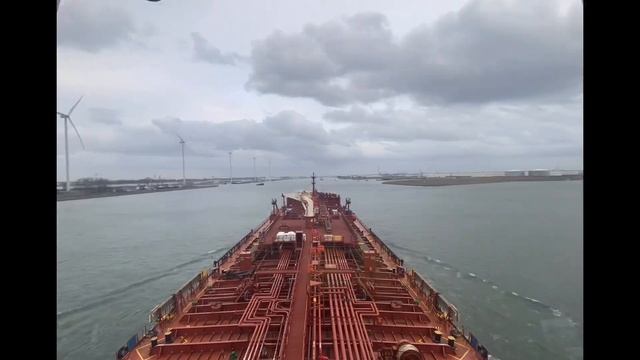 Rotterdam, Netherlands vessel enter the port. Pilotage / Роттердам, Голландия, заход судна