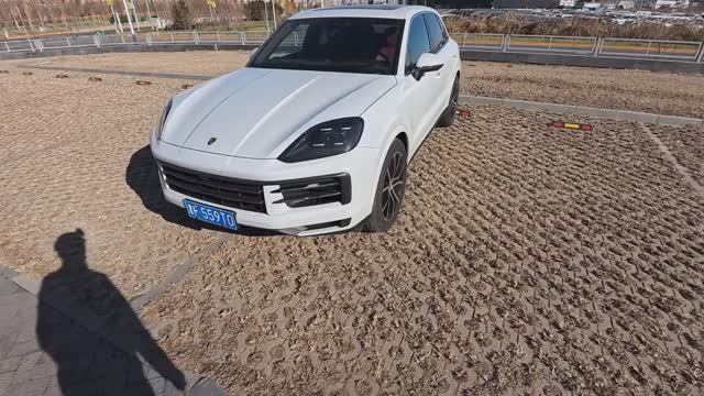 Porsche Cayenne 2024