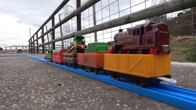 Игровой короб для поездов Томас Thomas ☆ Plarail Thomas и мини-автомобиль