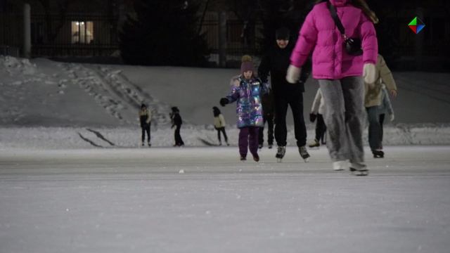 Лесничане провели праздничные выходные дни на лыжной базе и катке