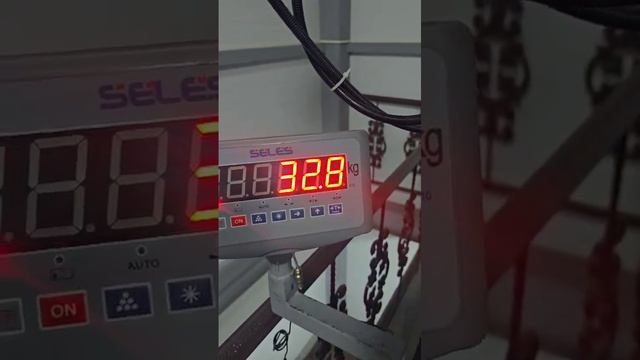 81770H0200 замер усилия газового упора KIA RIO X-Line/KIA RIO X