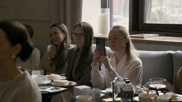 Свадебный бранч GREY CHIC для невест и специалистов