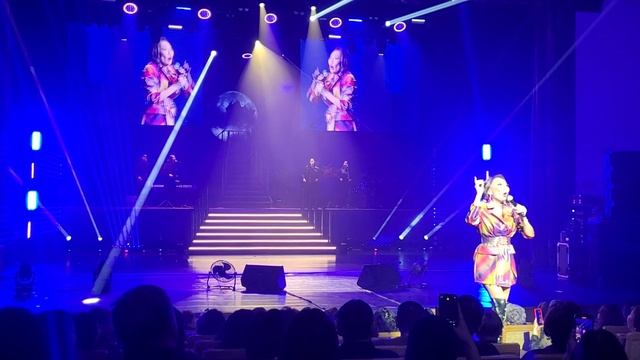 9 С Бэк вокалом