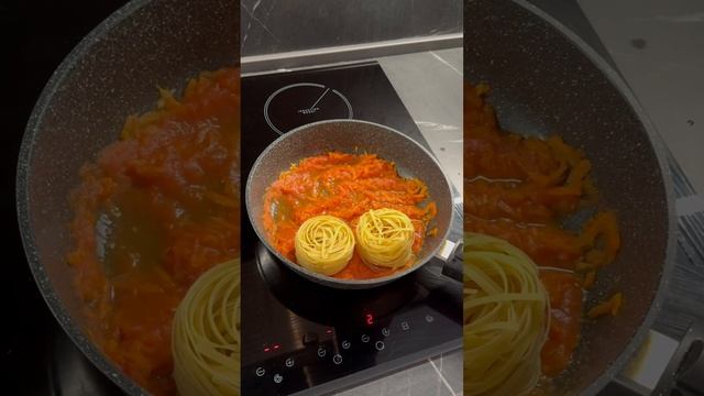 ТВОЙ ПАРЕНЬ ХОЧЕТ ВКУСНОЙ ЕДЫ, А ТЫ НА ДИЕТЕ? Тогда готовь это блюдо ! #рек #реки  #рецепты  #тренд
