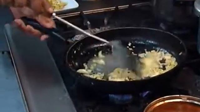 Sanook Cooking_Pad Thai Chicken & Prawn_with Chef Kumar