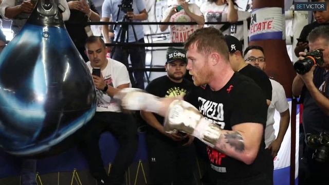 Canelo Álvarez SMASHES AQUA BAG! - Training for Sergey Kovalev Clash