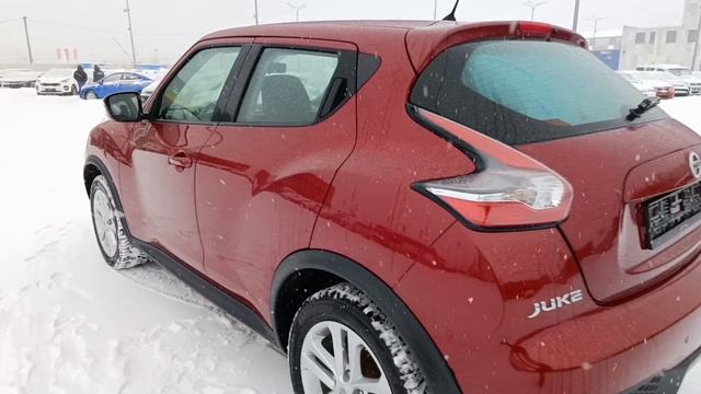 Nissan Juke 1,6 л. Бензин Вариатор  (117 л.с.) 2015