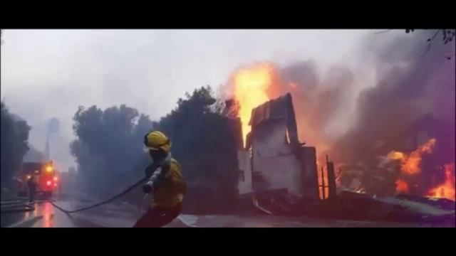 Калифорния в пылающем огне. В Лос-Анджелесе сгорело свыше 2 тысяч зданий